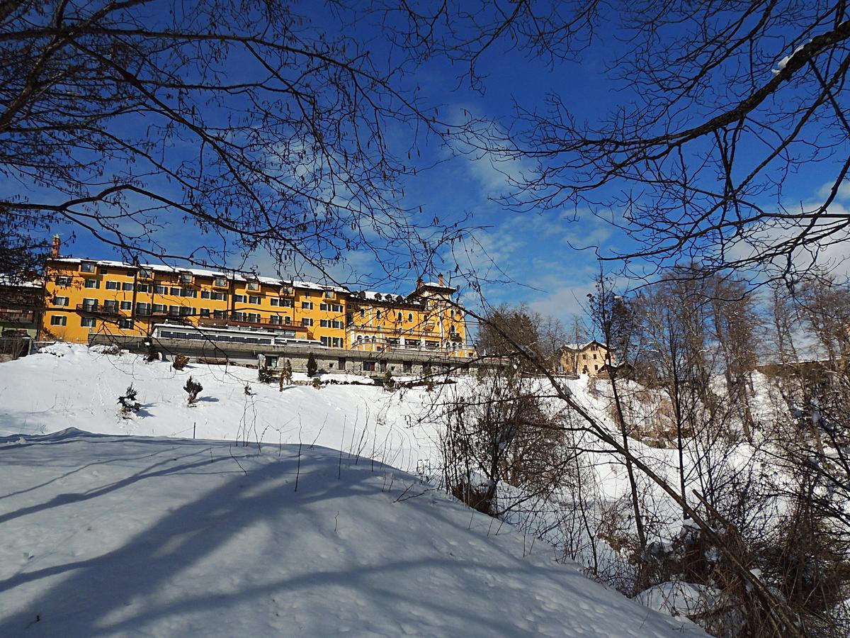 Grand Hotel Astoria Lavarone Exterior photo