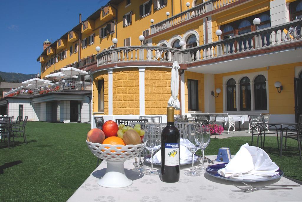 Grand Hotel Astoria Lavarone Exterior photo