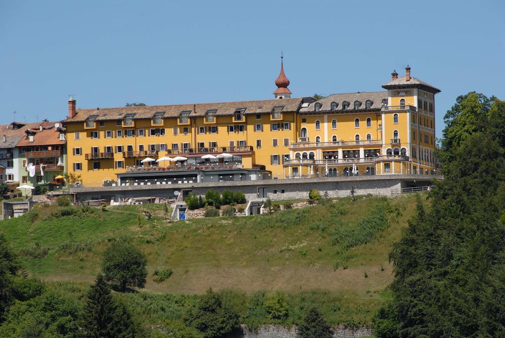 Grand Hotel Astoria Lavarone Exterior photo